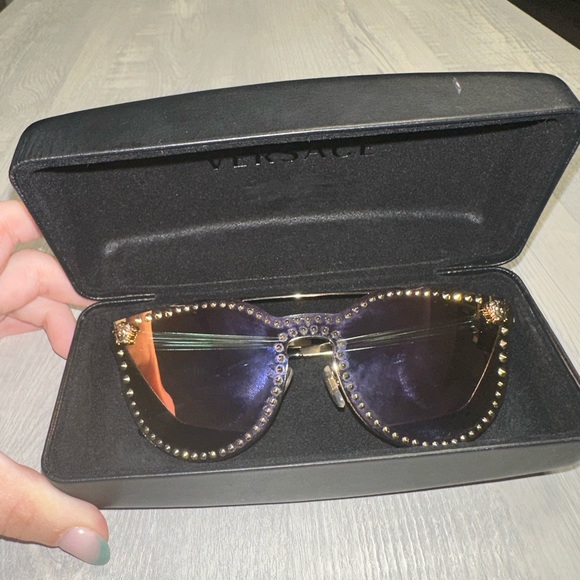 VERSACE sunglasses - Picture 6 of 10